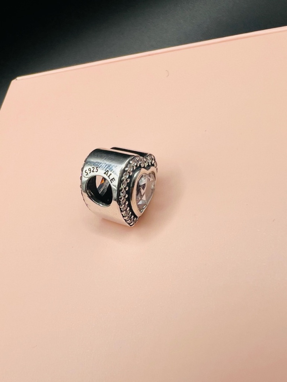 Pandora Sparkling Love Charm - Picture 5 of 9